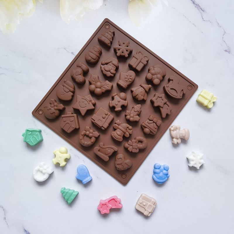 25 Cavity Christmas Chocolate  - Silicone Cake Mold review and price